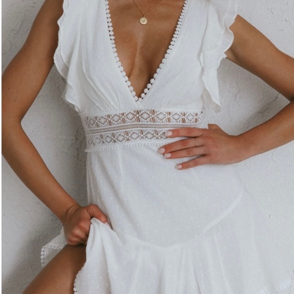 Selfie Leslie Idyllwild Ruffle Shoulder Dress